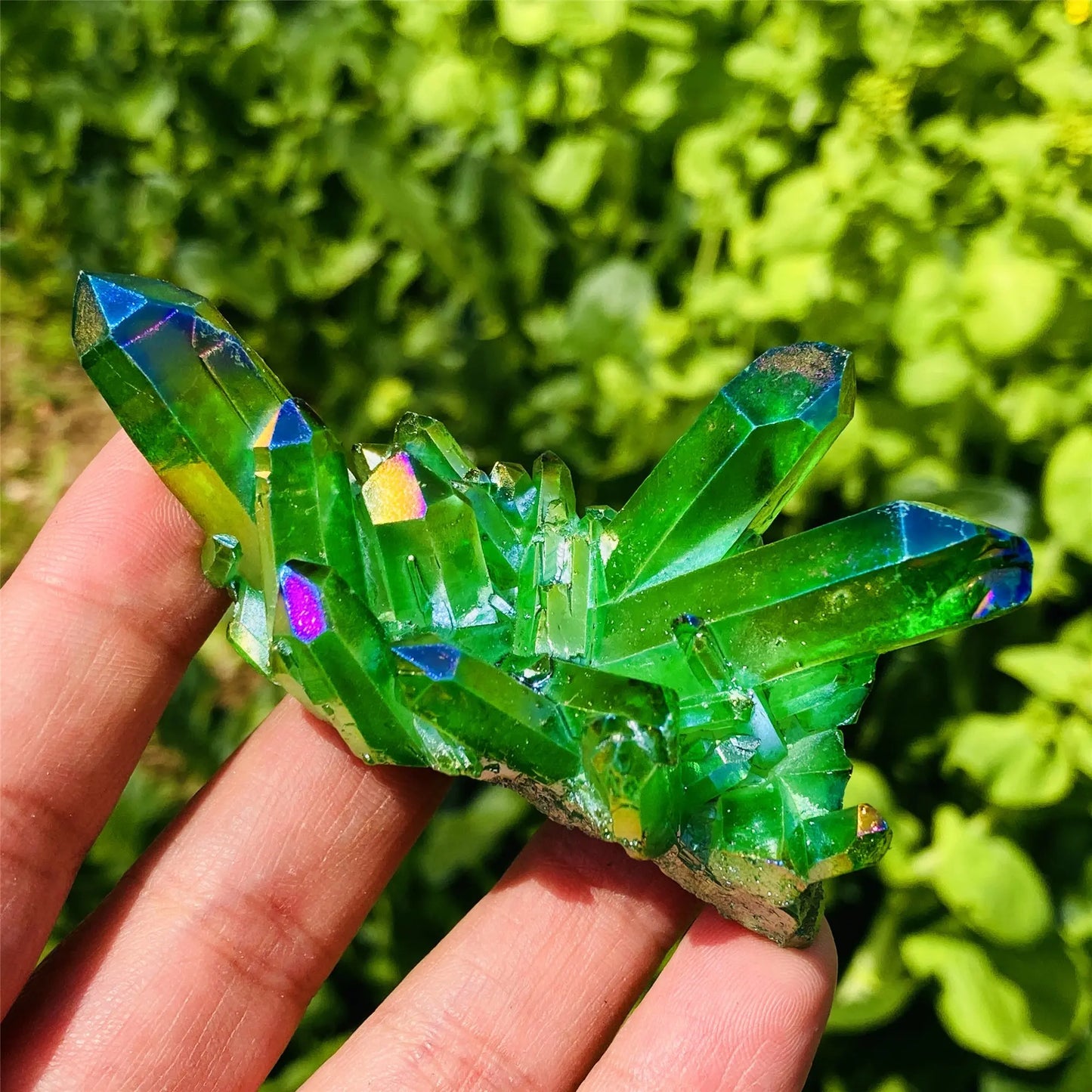 Luxury Green Aura Quartz Cluster - Elegant Natural Stone Decor for Home & Office, Ideal Independence Day Gift